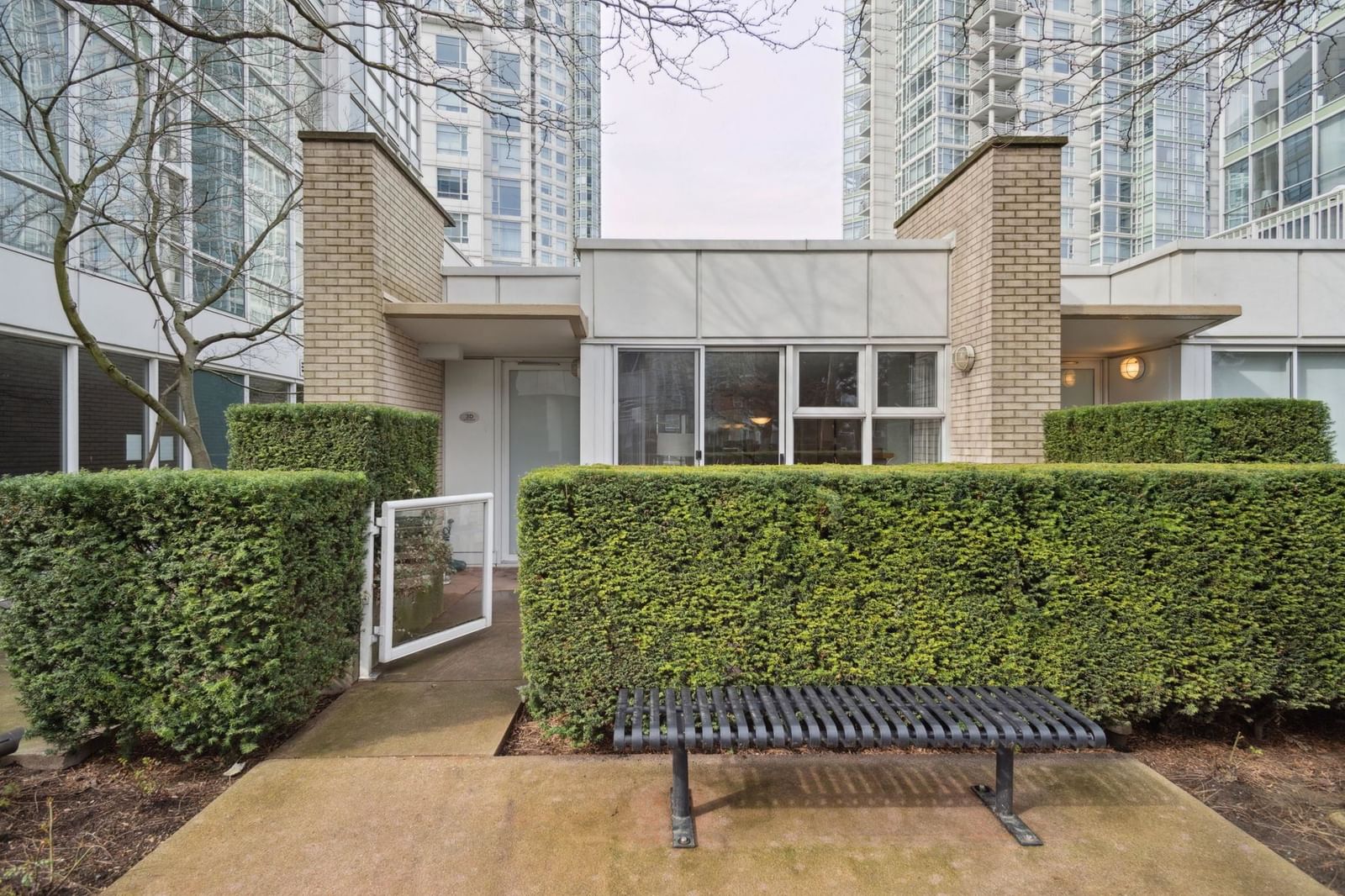 Listing Image 18