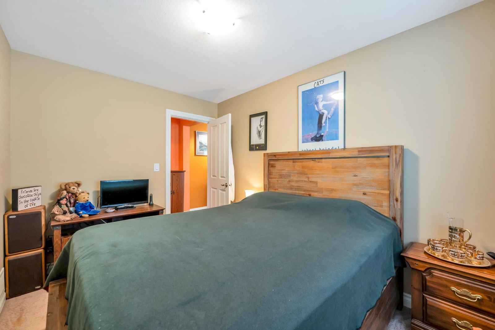 Listing Image 14