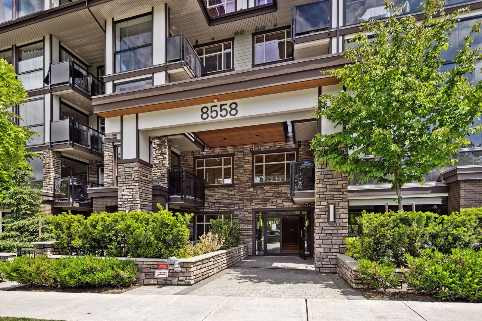 Listing Image 22