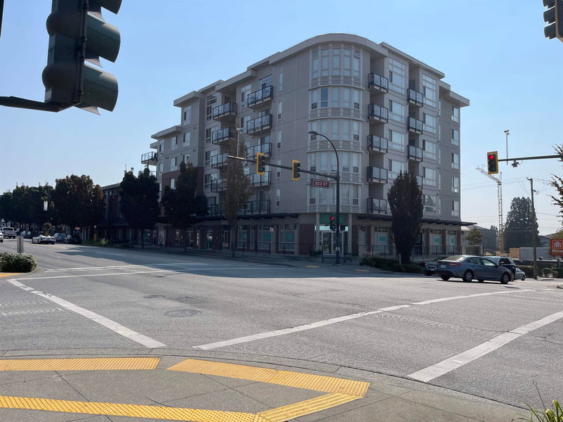 205 - 22318 Lougheed Highway, Maple Ridge, V2X 2T4 | Image 3