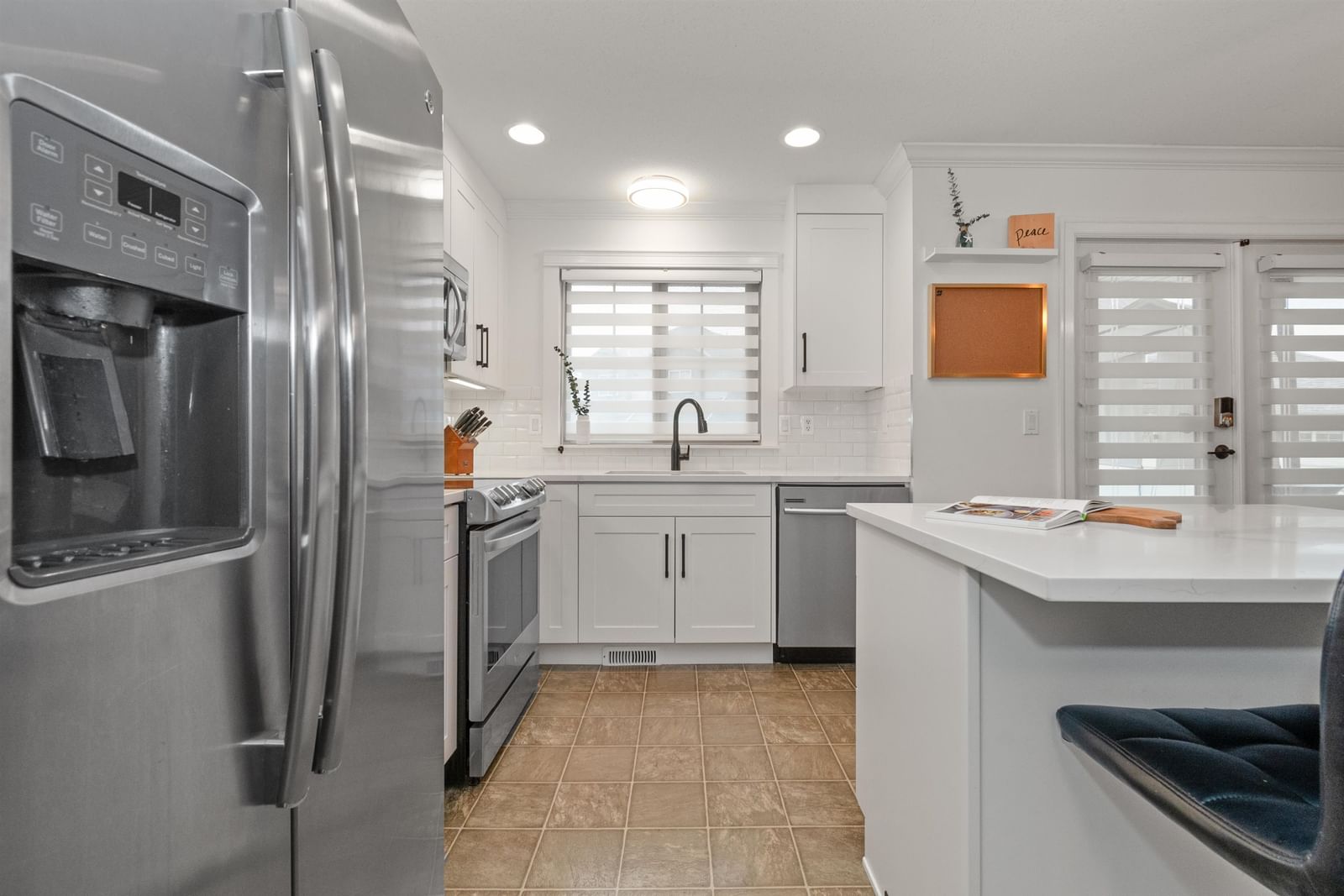 Listing Image 14