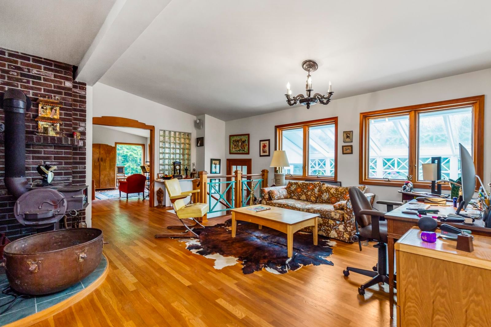 Listing Image 12
