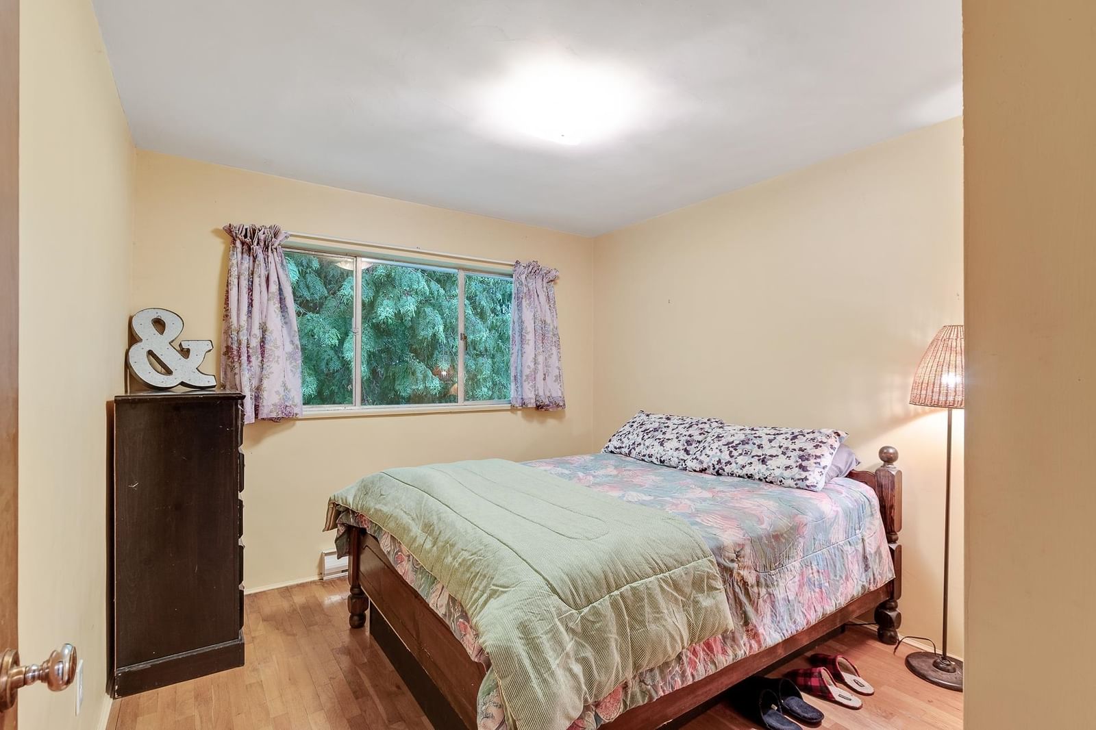Listing Image 23