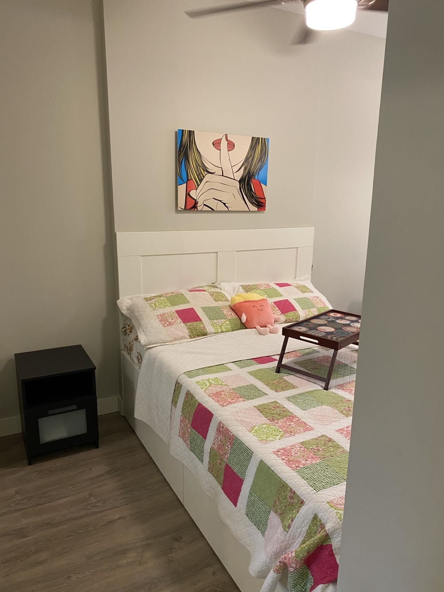 Listing Image 12