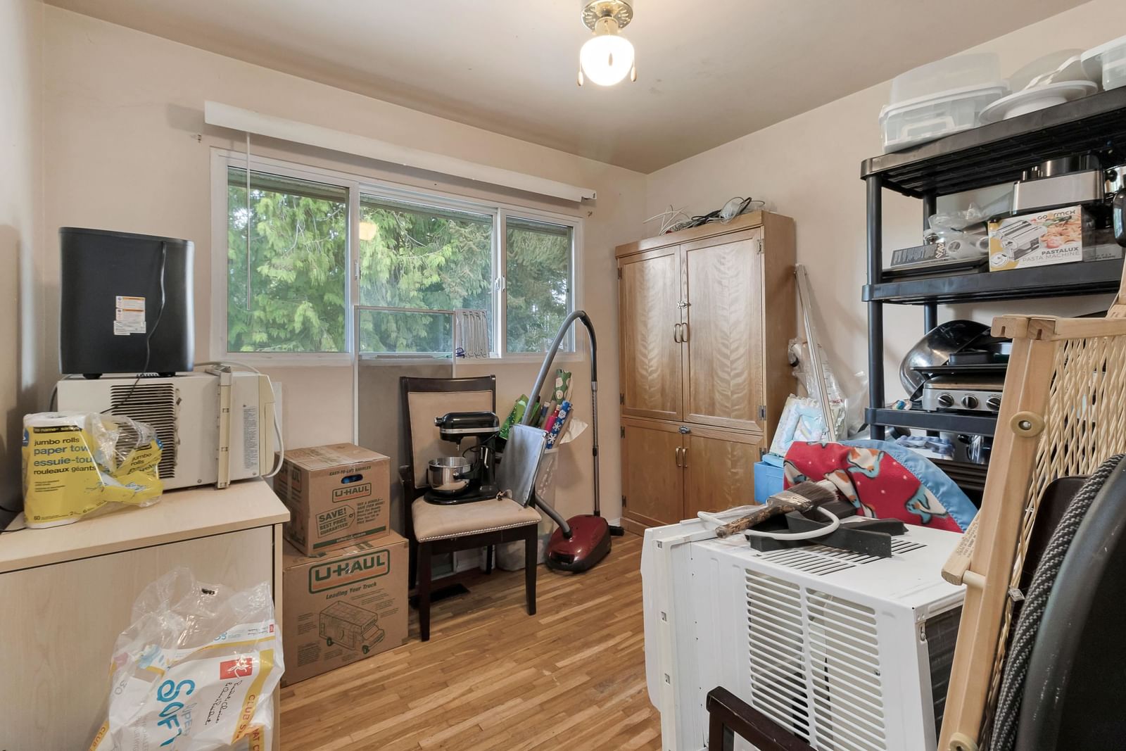 Listing Image 10