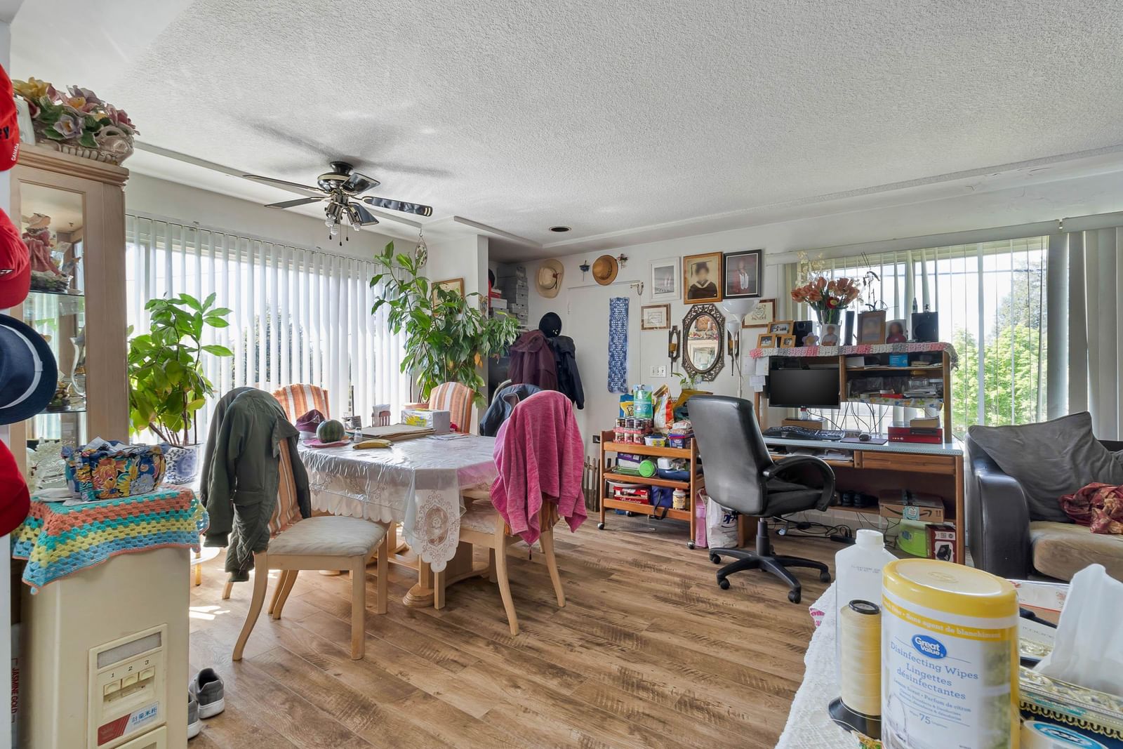 Listing Image 20