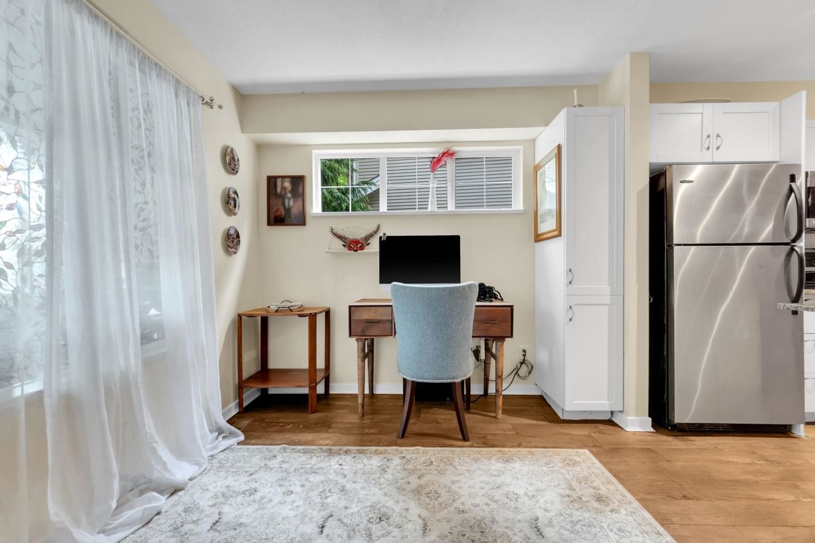 Listing Image 11