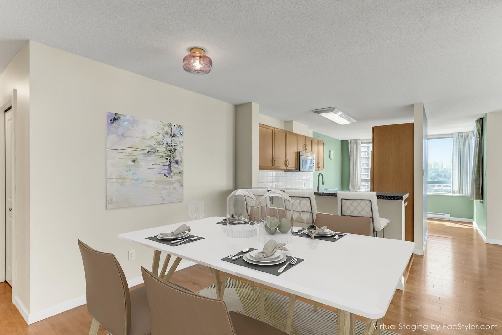 Listing Image 8