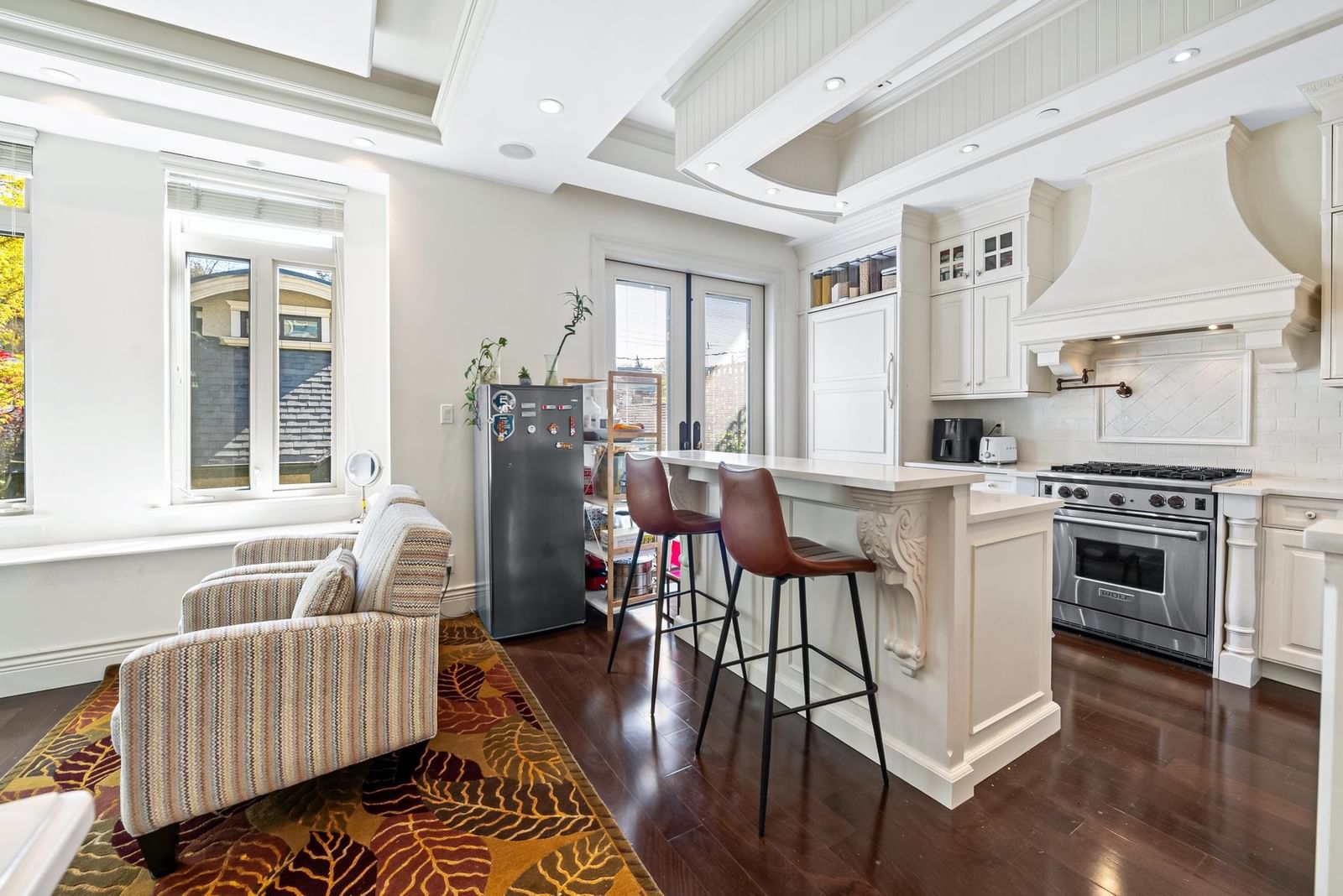 Listing Image 10