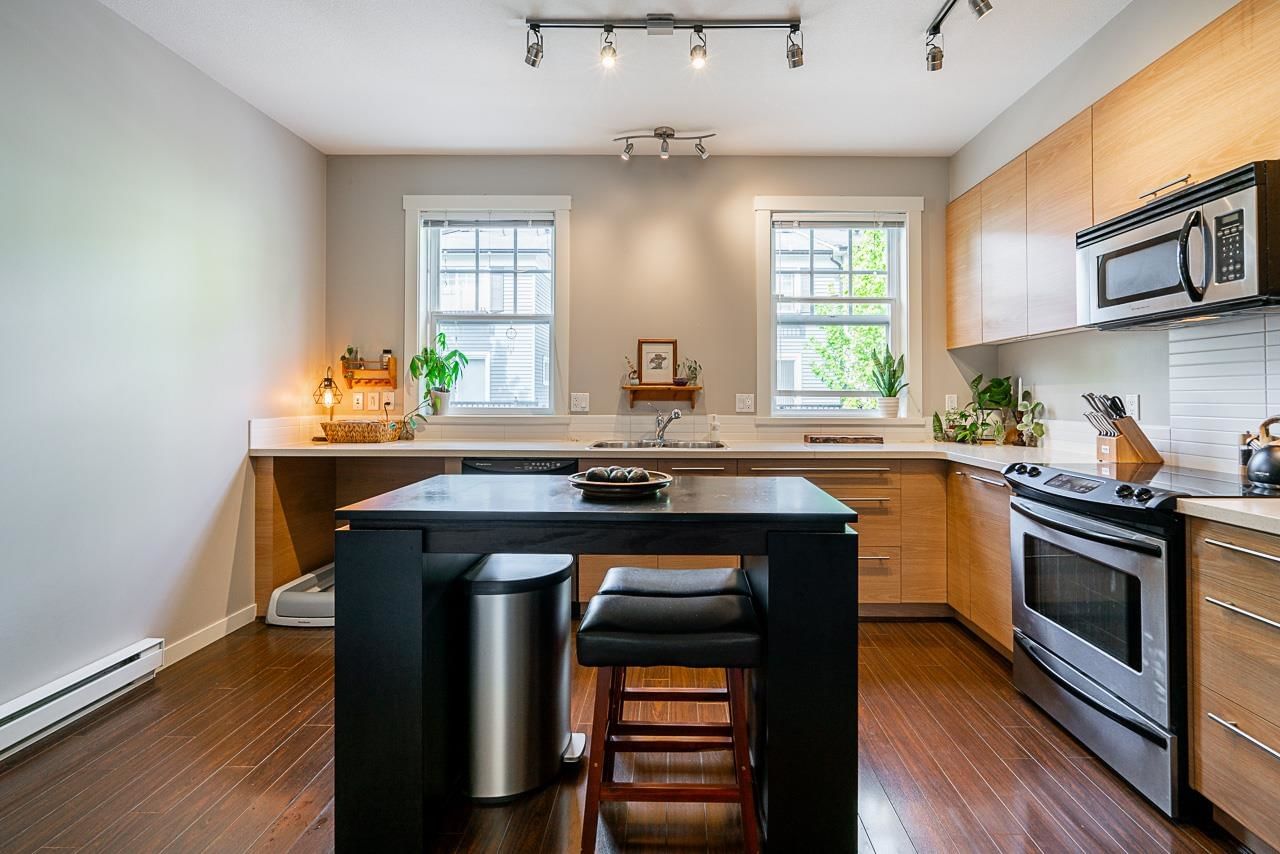Listing Image 15