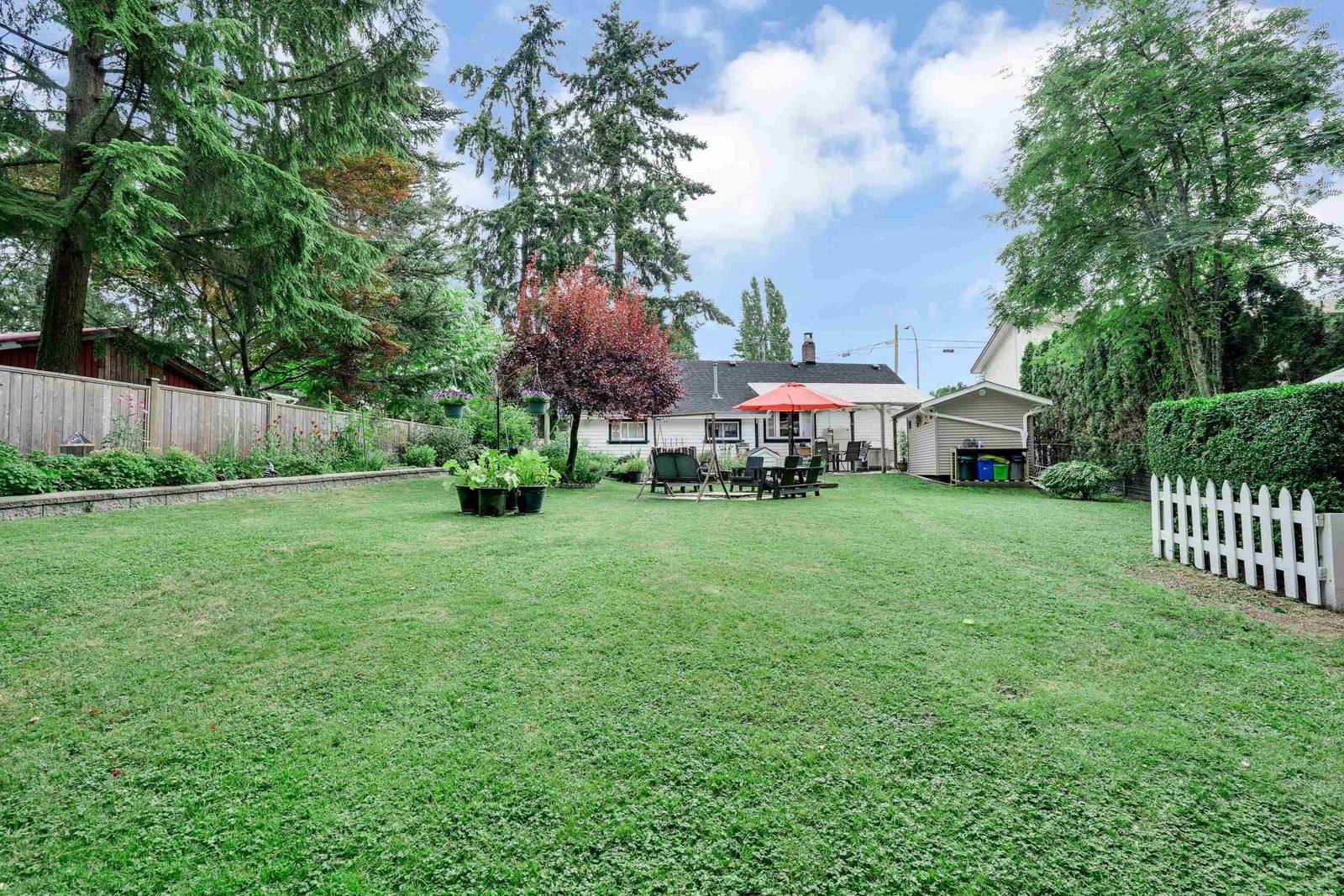Listing Image 10