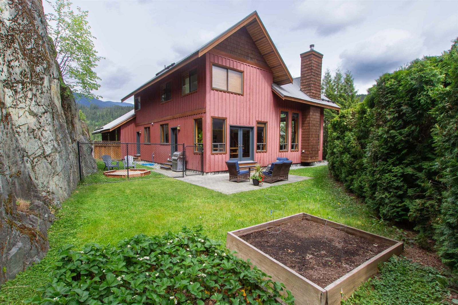 Listing Image 22