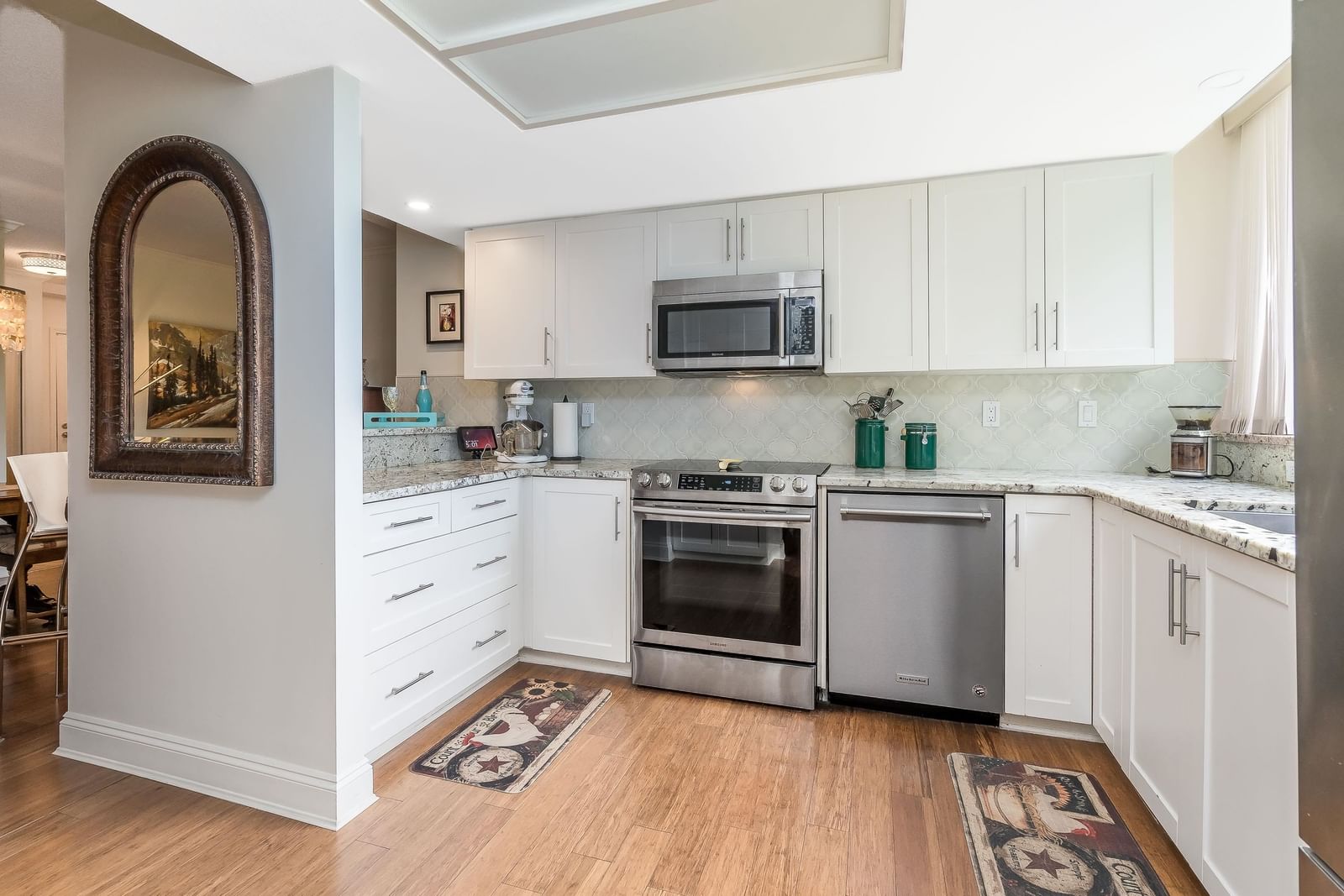 Listing Image 13