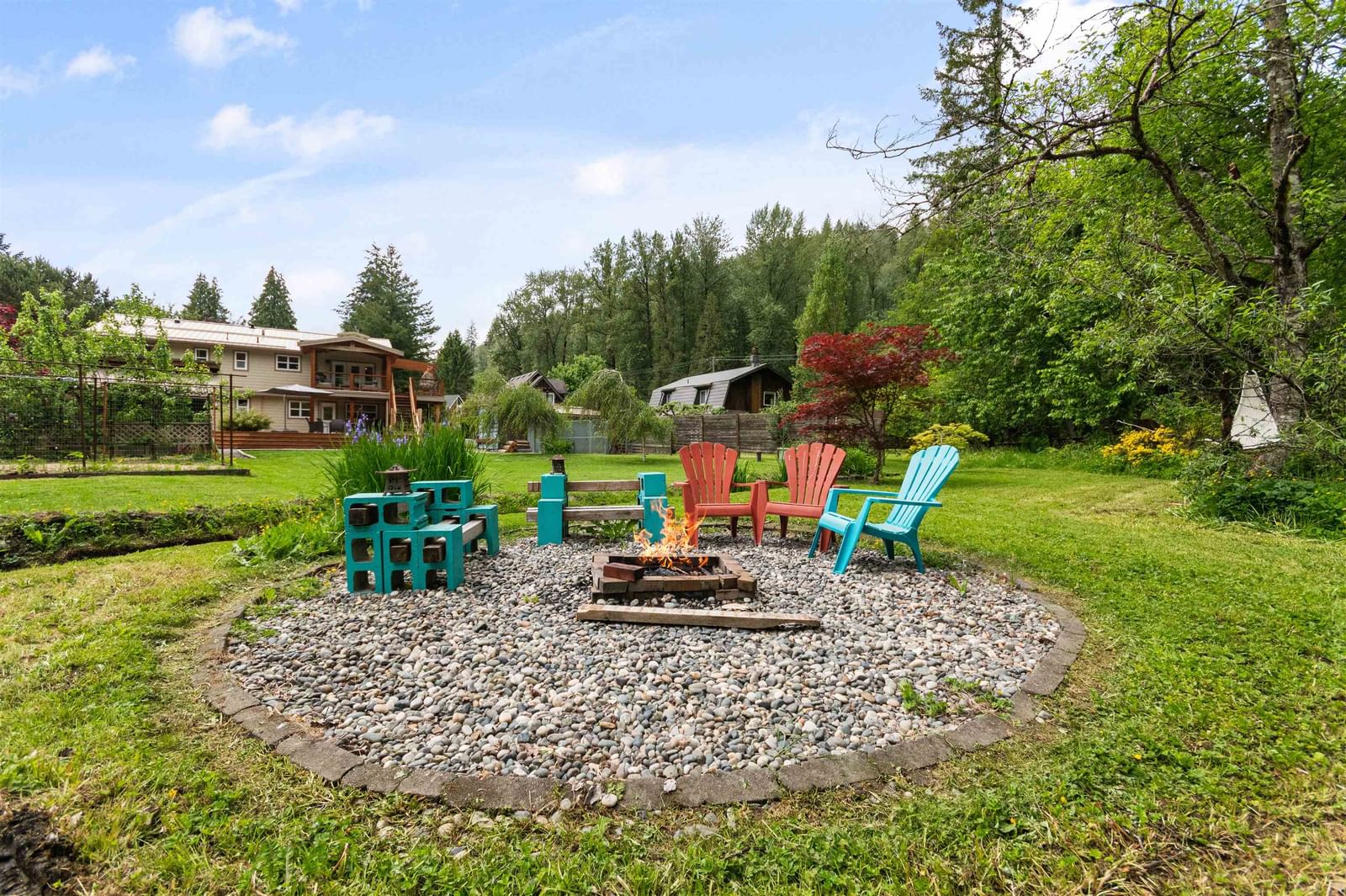 Listing Image 6