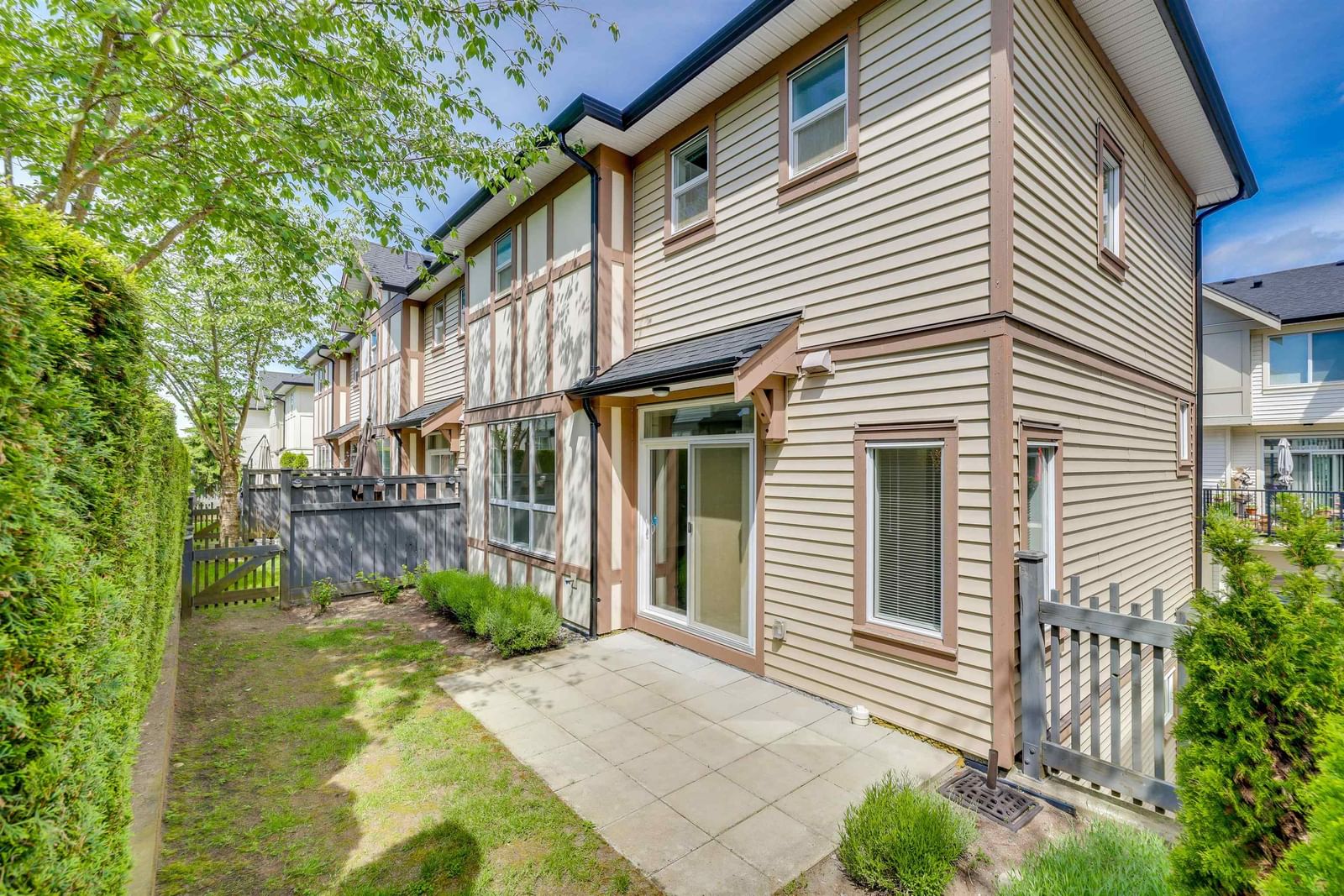 Listing Image 23