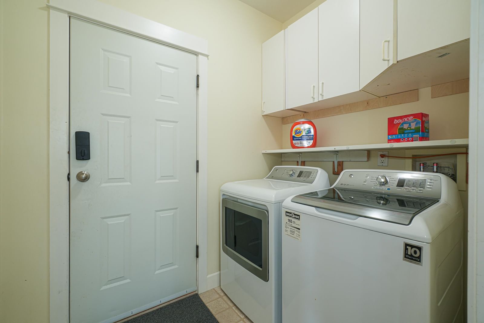 Listing Image 20
