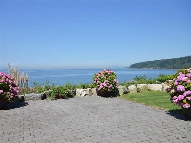 1698 Ocean Beach Esplanade, Gibsons, British Columbia (MLS R2886268)