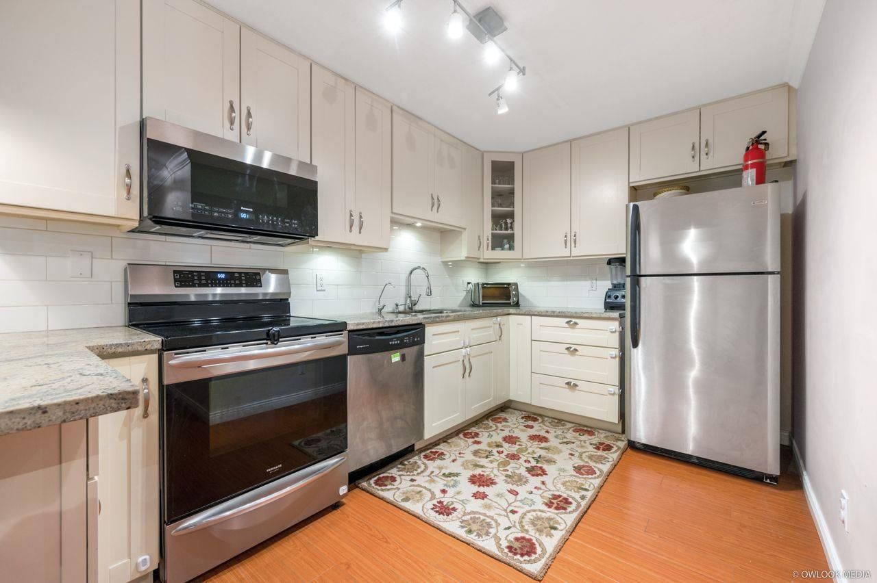 Listing Image 5