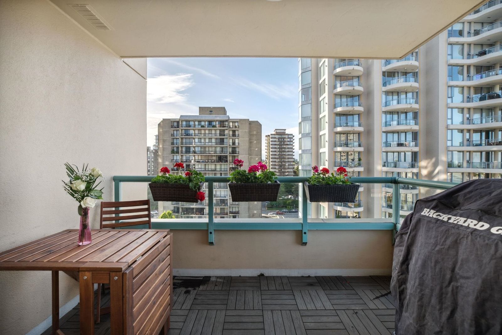 Listing Image 30