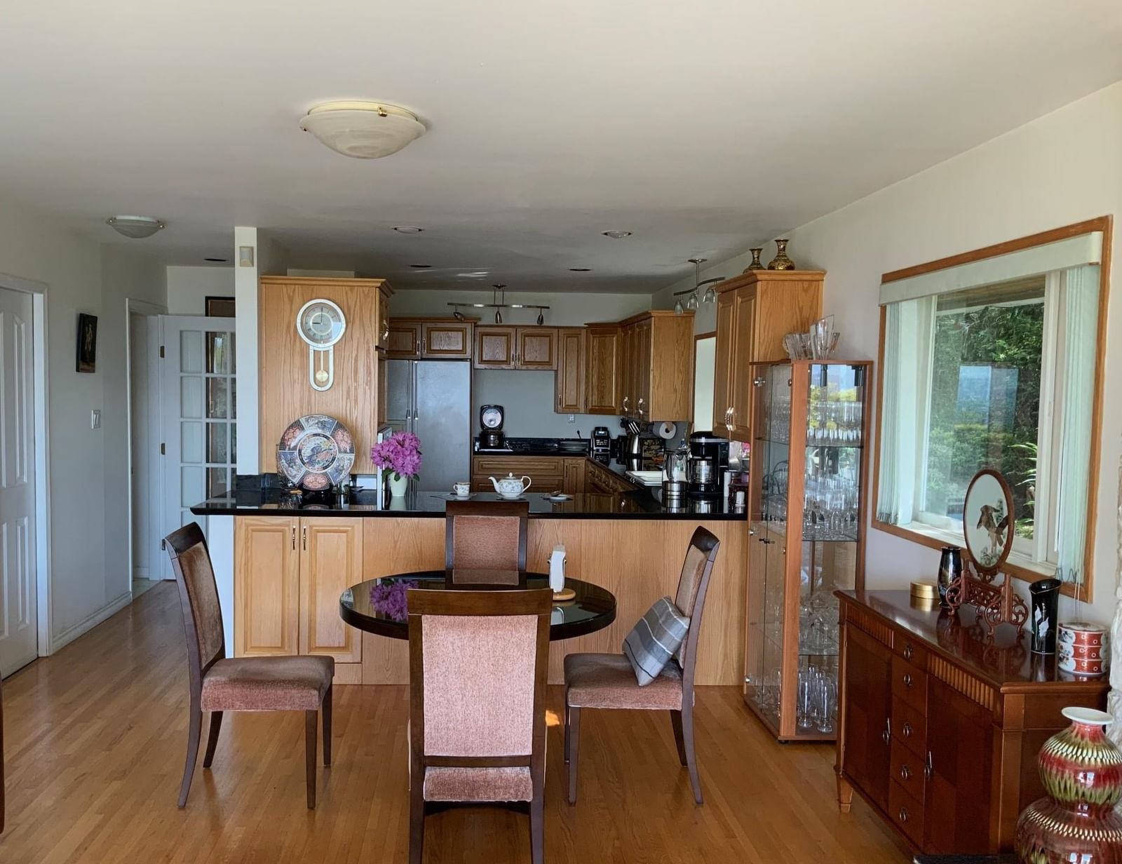 Listing Image 16