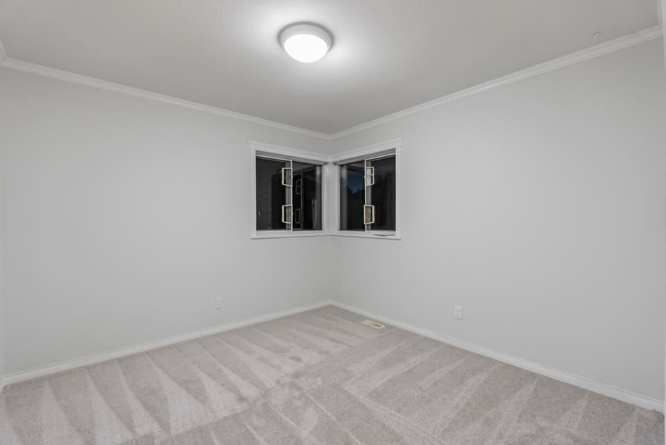 Listing Image 30