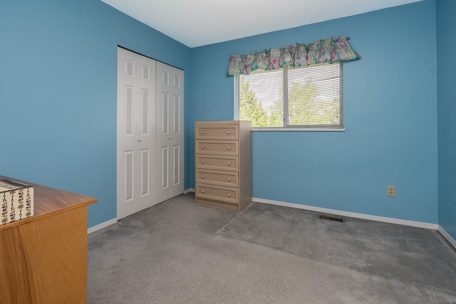 Listing Image 27