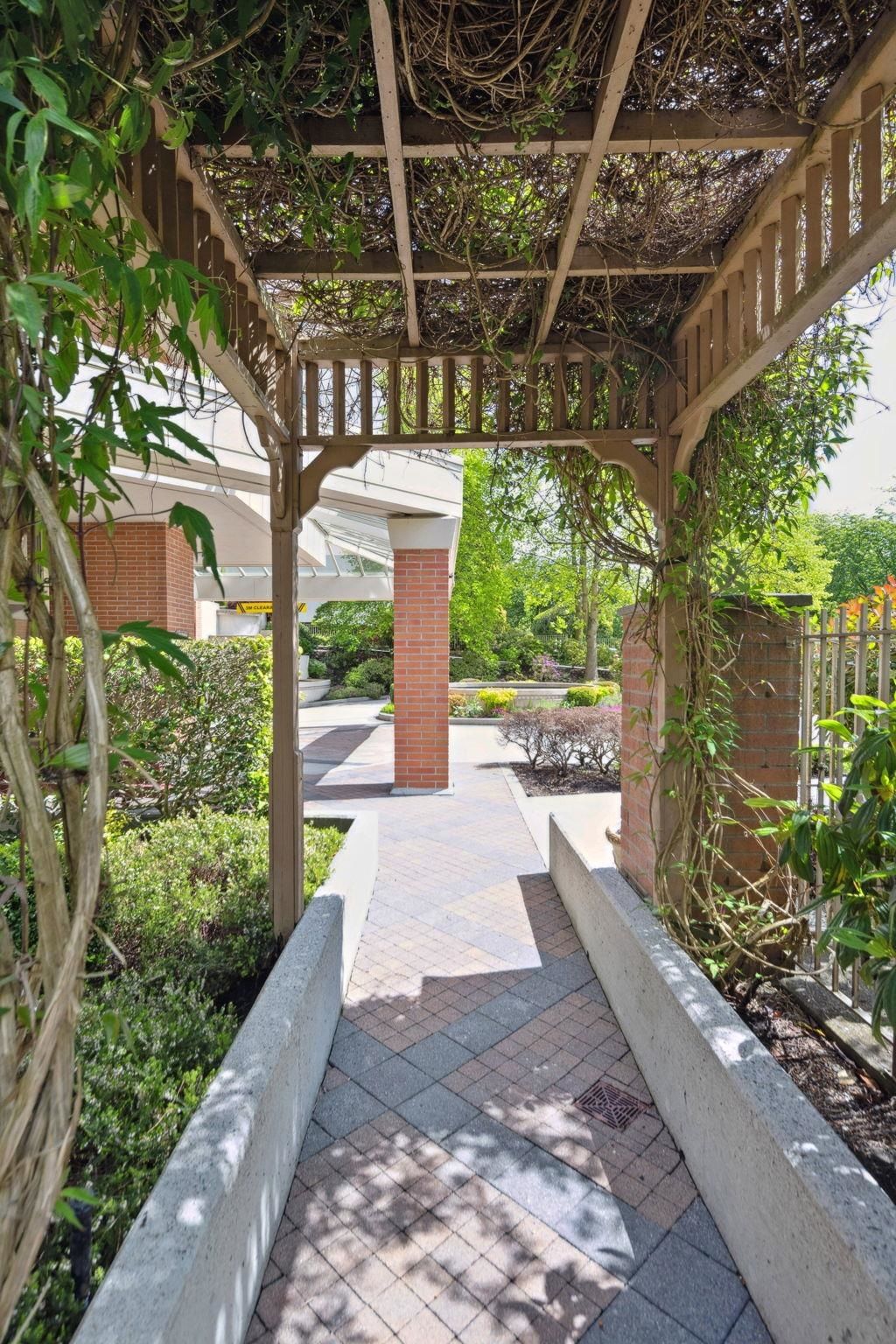 Listing Image 30