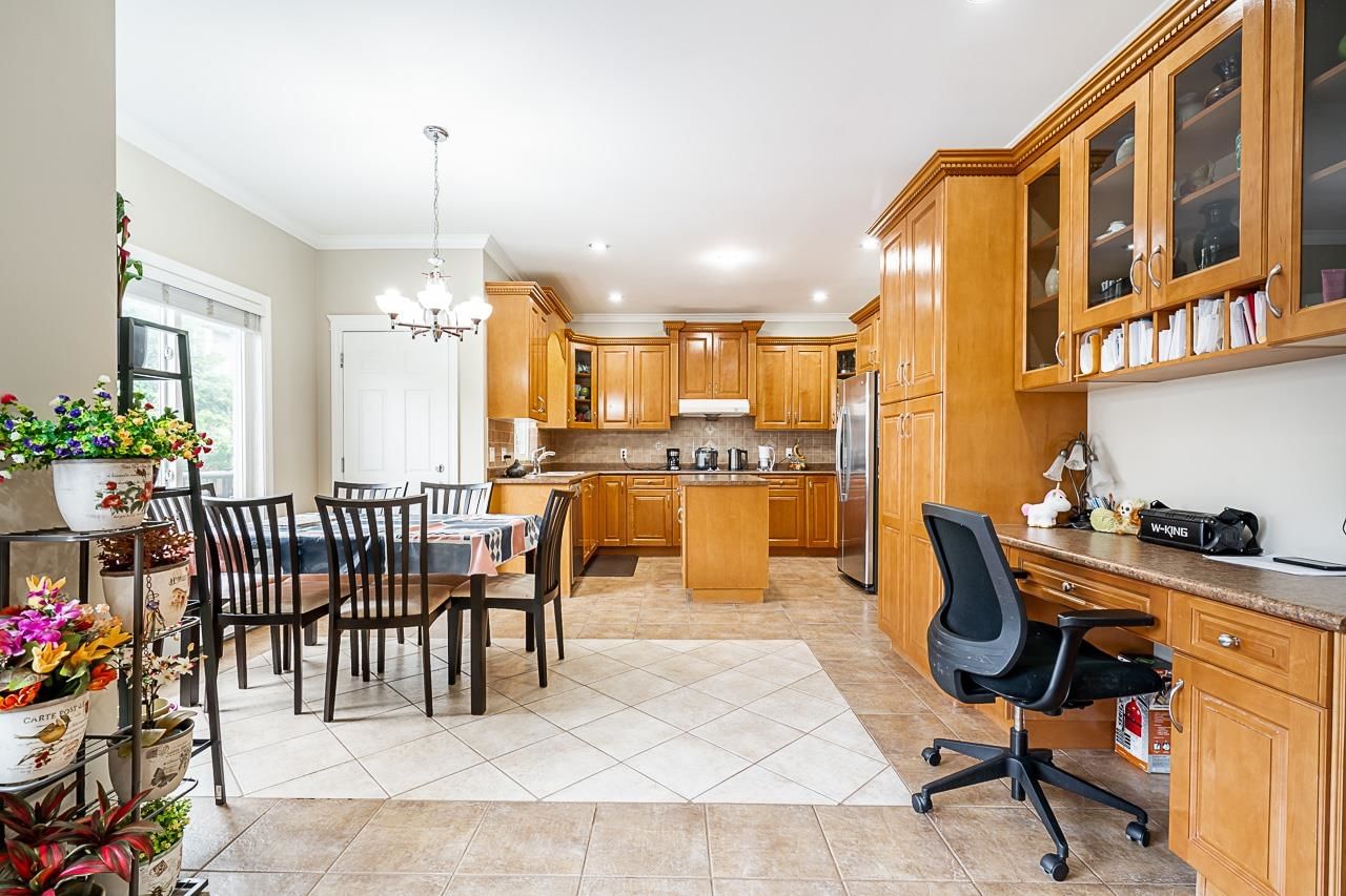 Listing Image 14