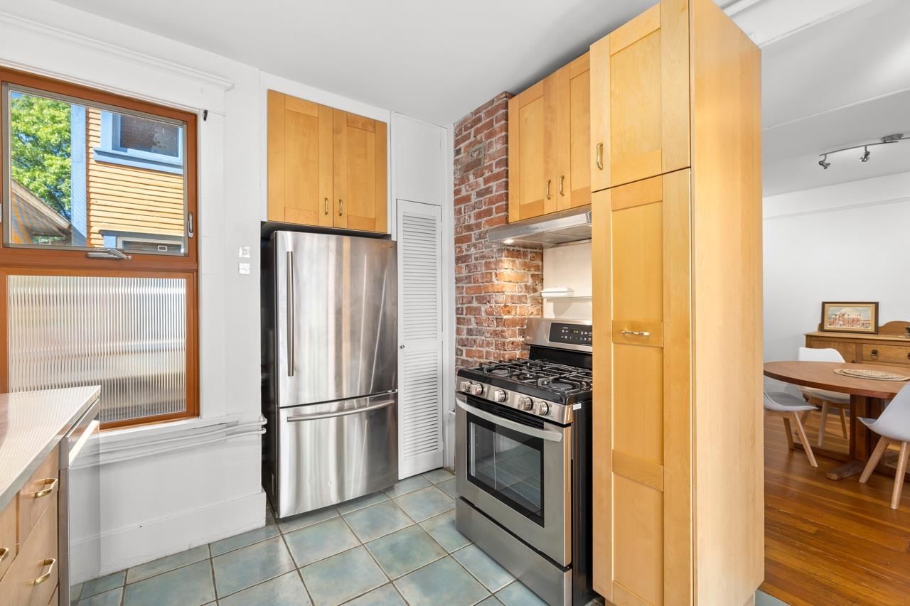 Listing Image 9