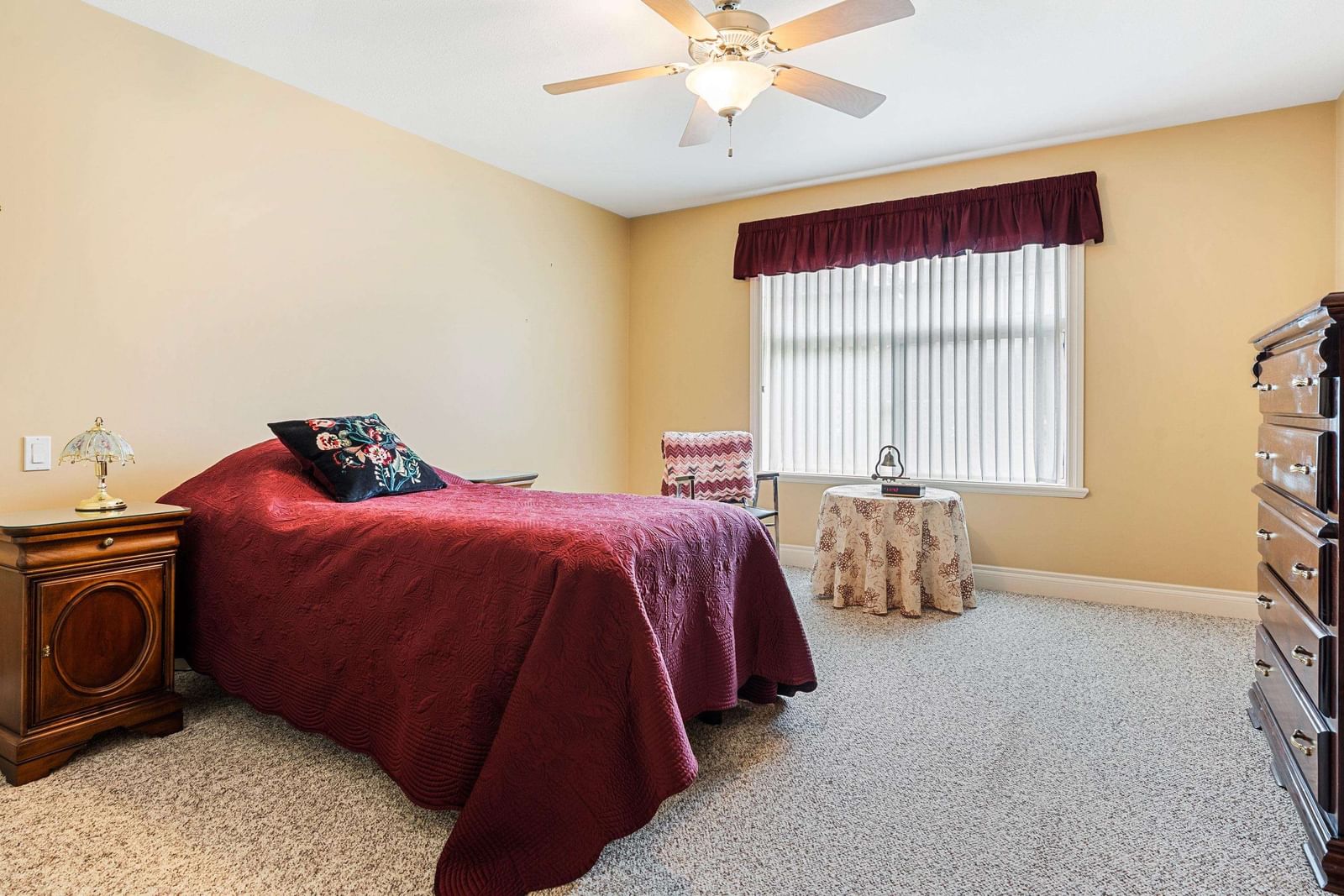 Listing Image 19