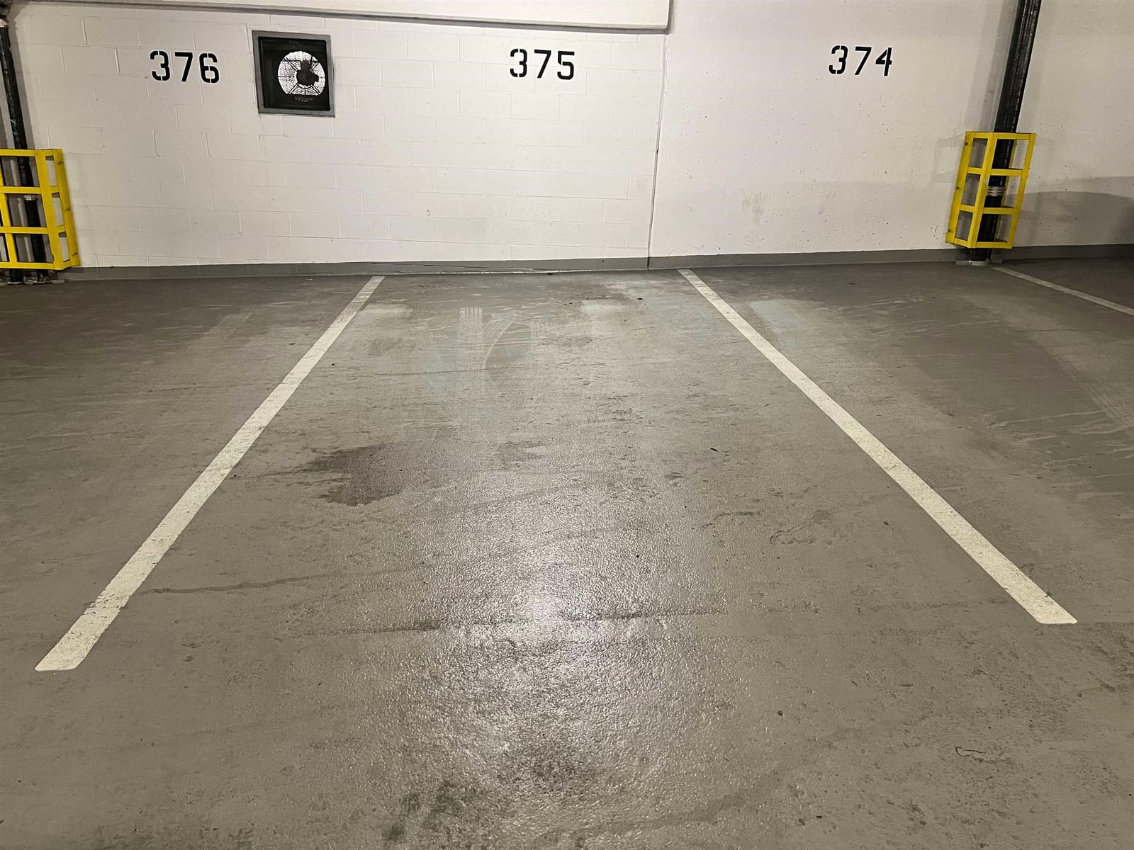 Listing Image 24