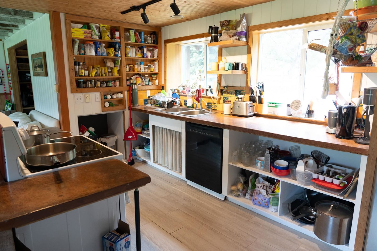 Listing Image 13