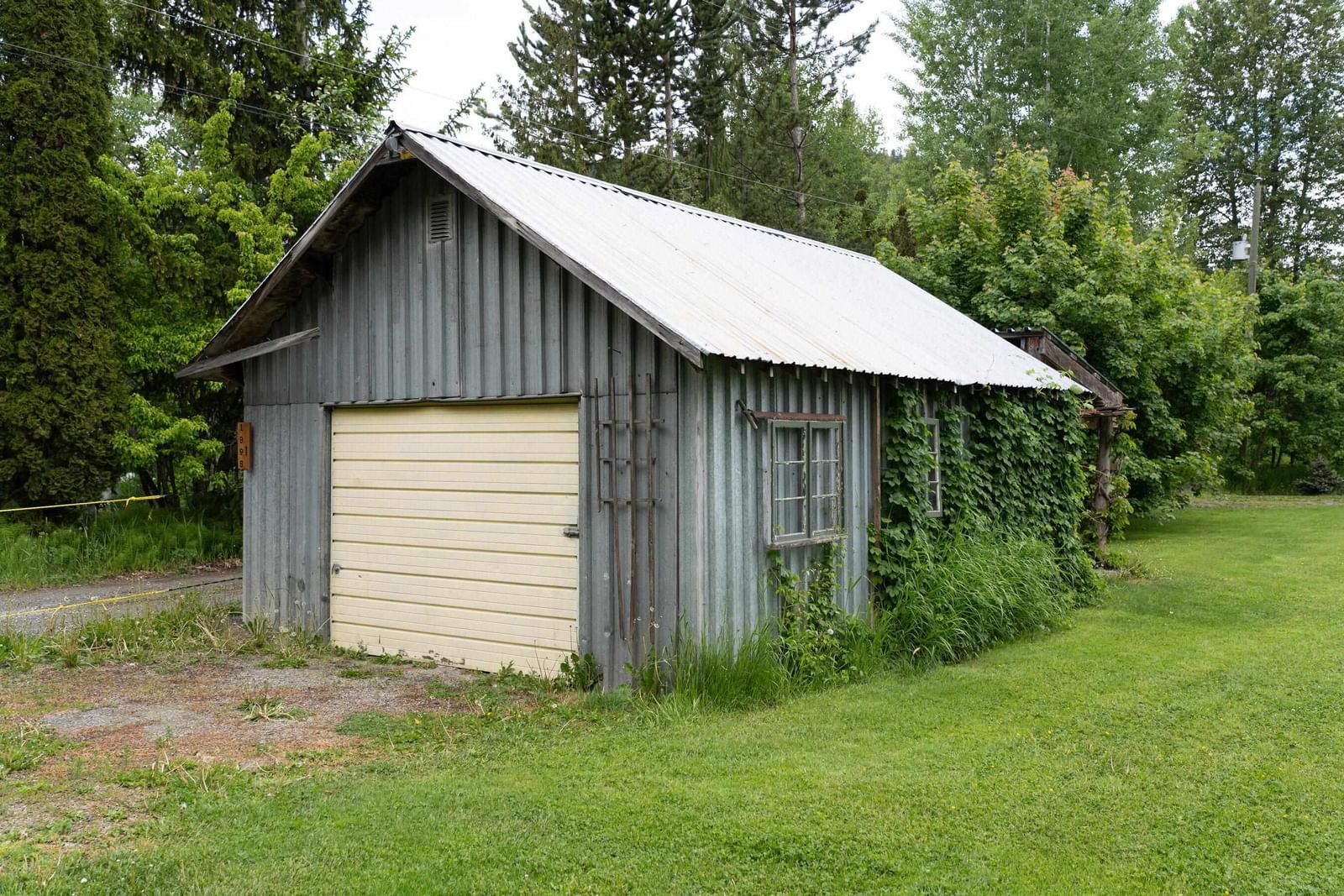 Listing Image 24