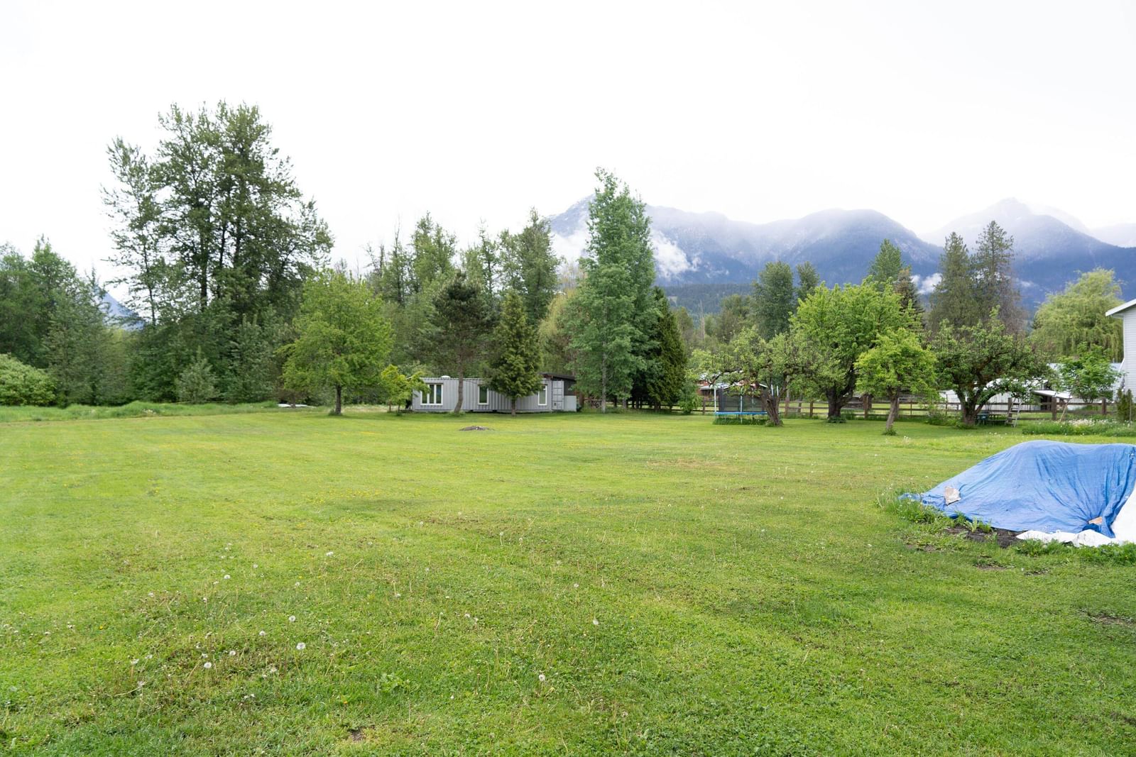 Listing Image 28