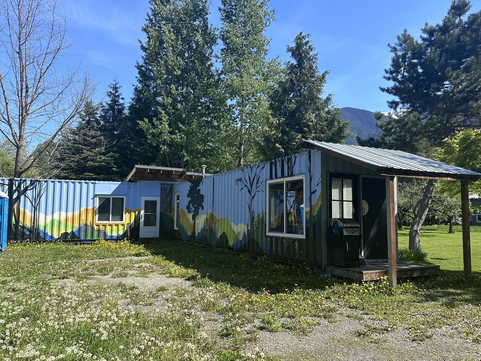 Listing Image 6