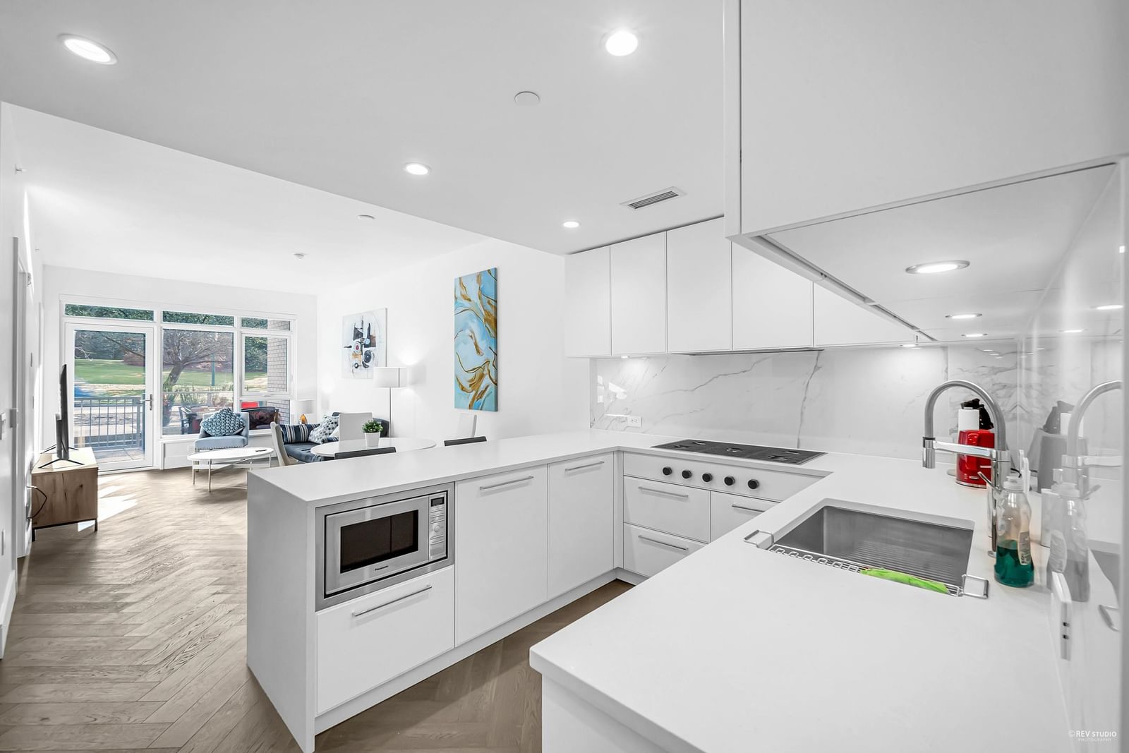 Listing Image 15