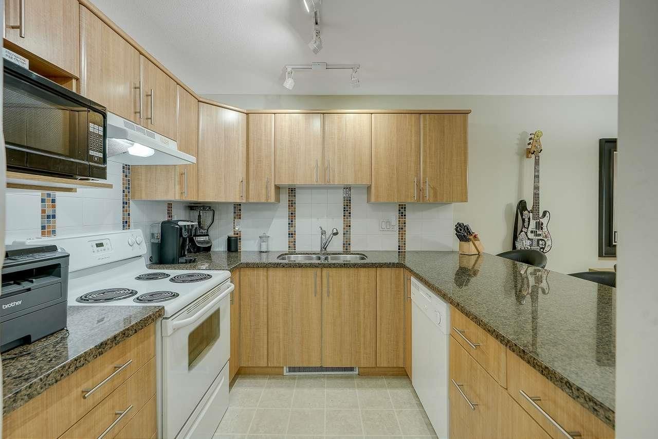 Listing Image 17