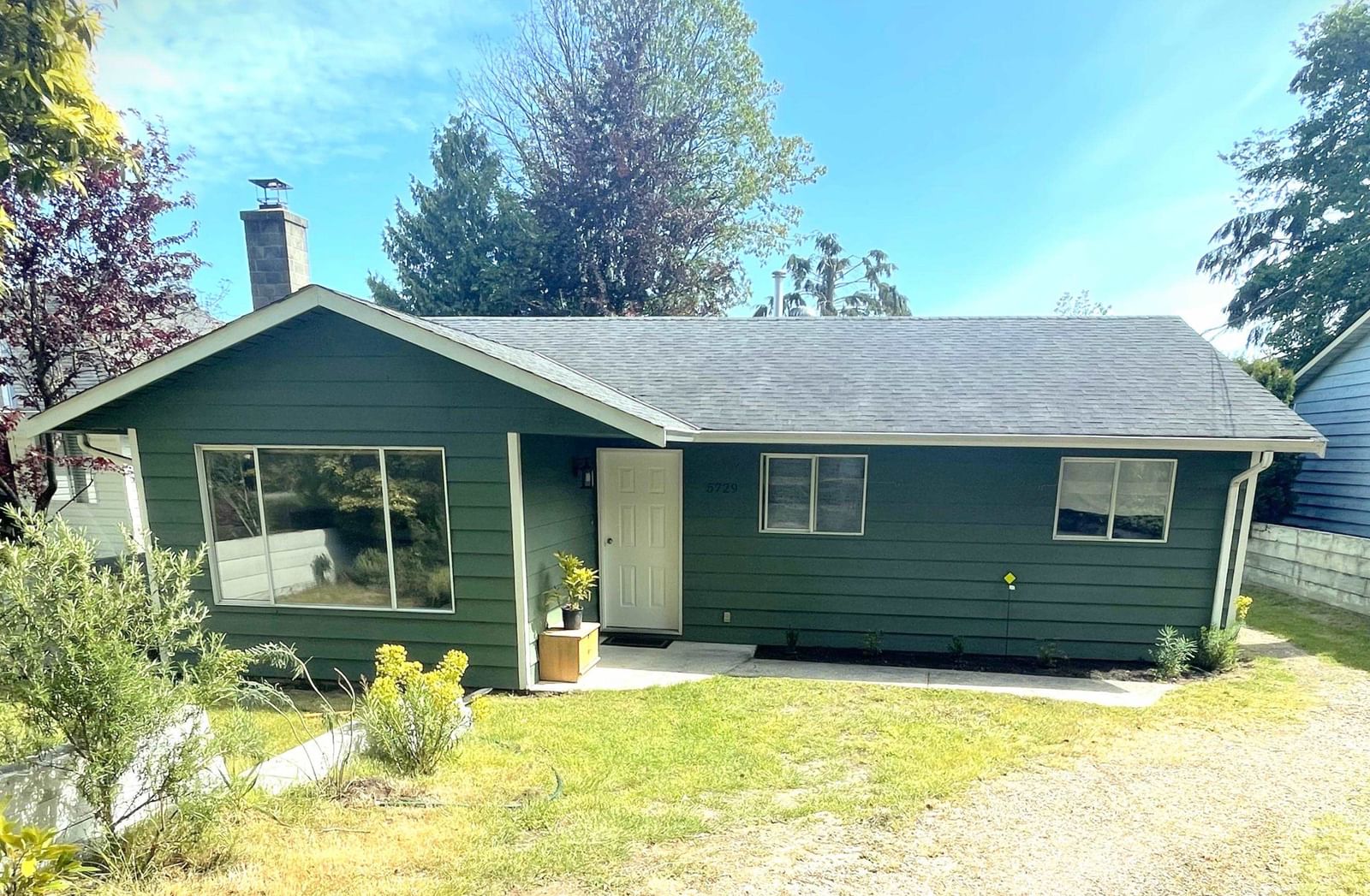 Listing Image 1