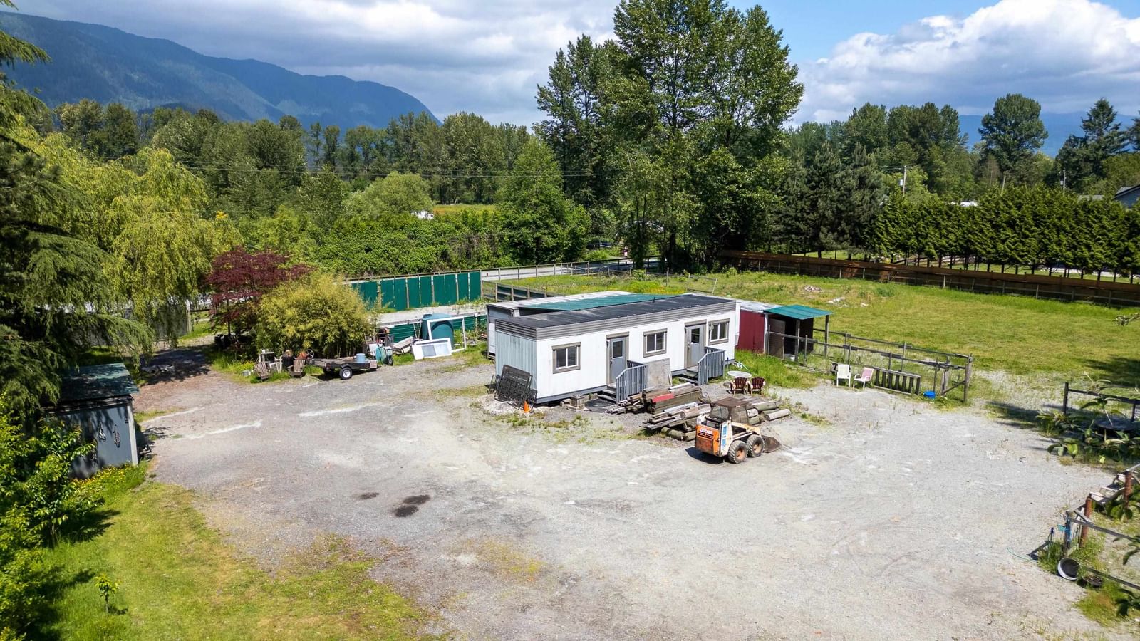 Listing Image 25