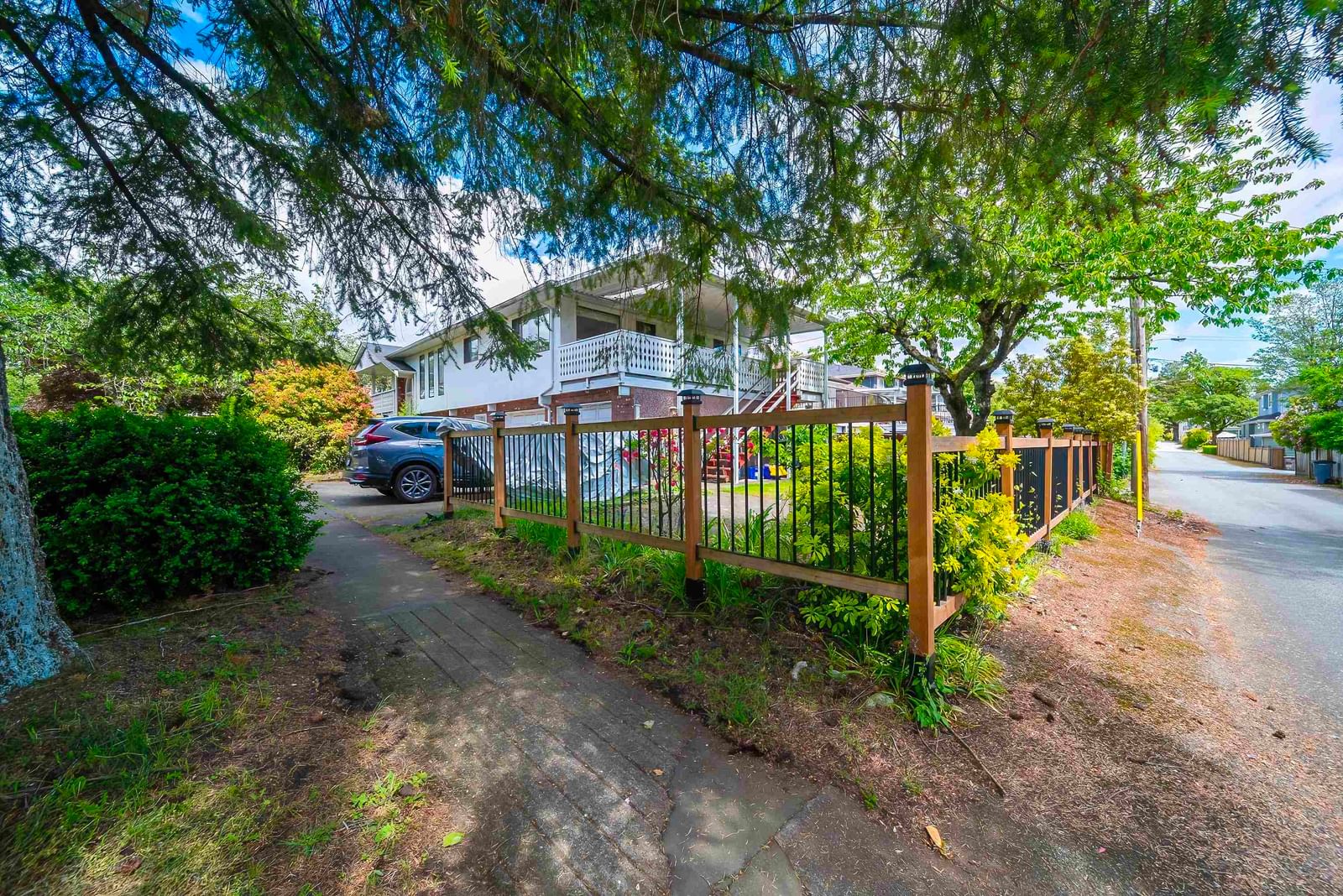 Listing Image 9