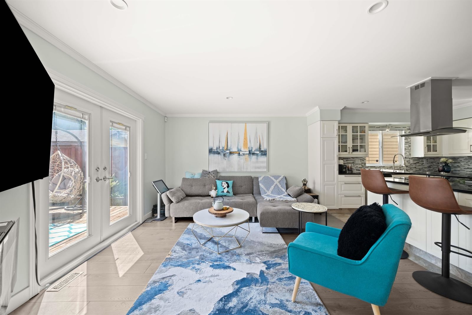 Listing Image 14