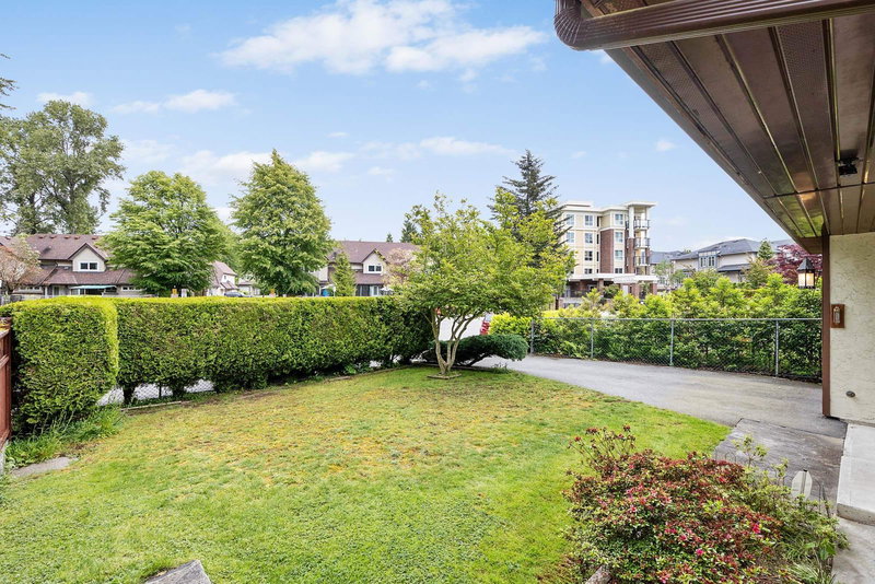13870 Laurel Drive, Surrey, V3T 1A9 | Image 3