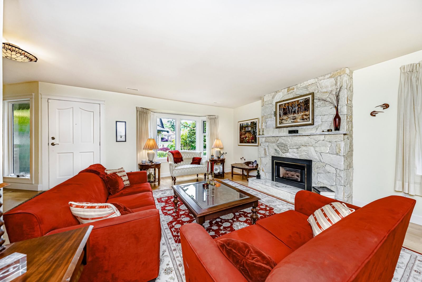Listing Image 15