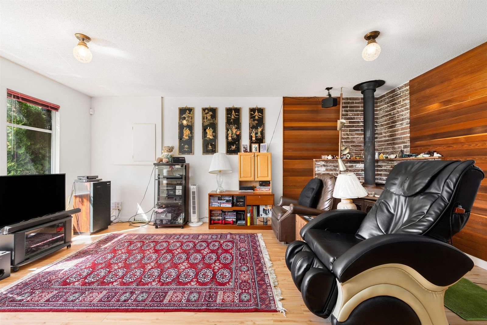 Listing Image 20