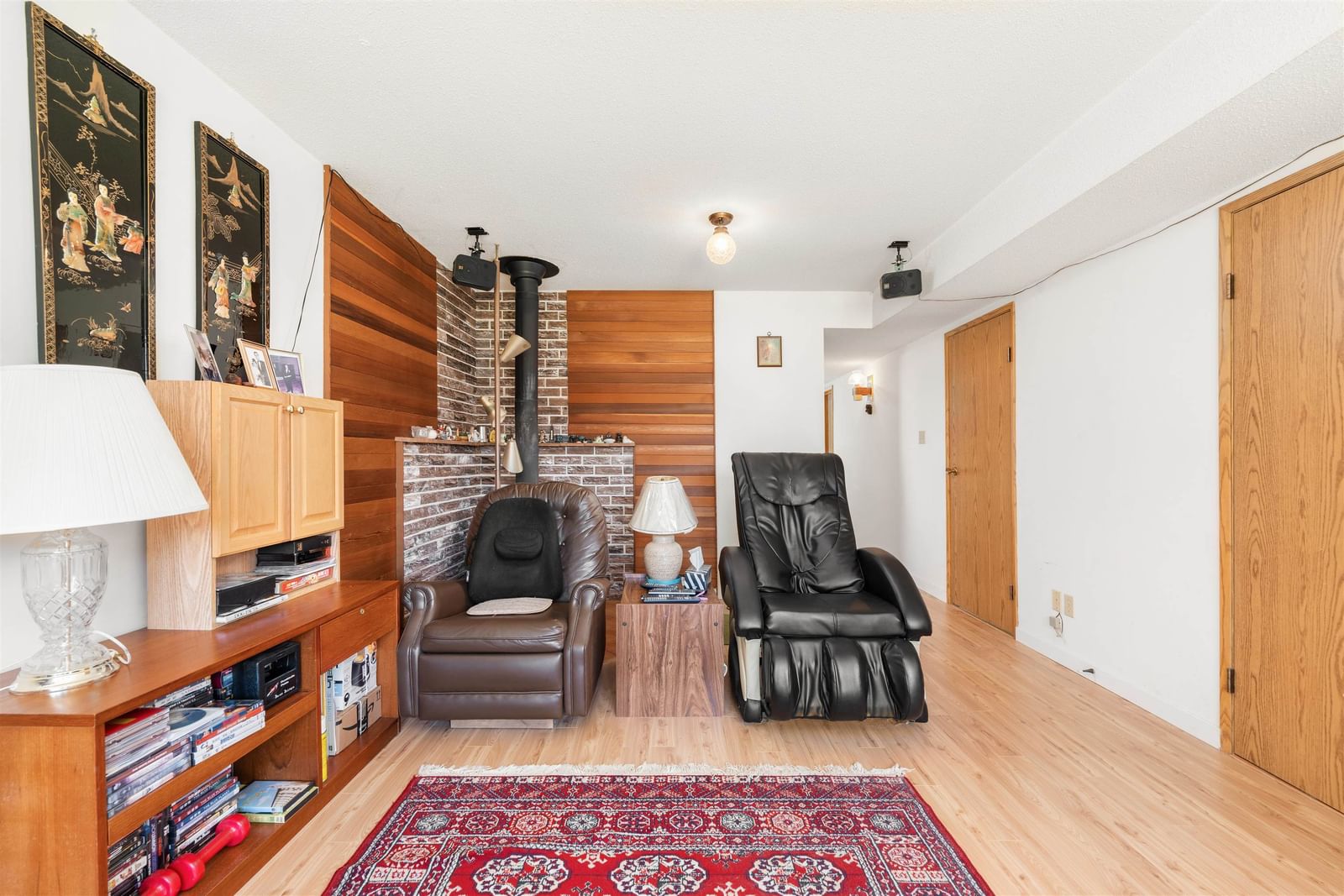 Listing Image 21