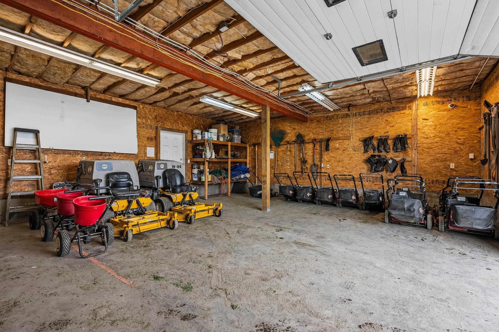 Listing Image 38