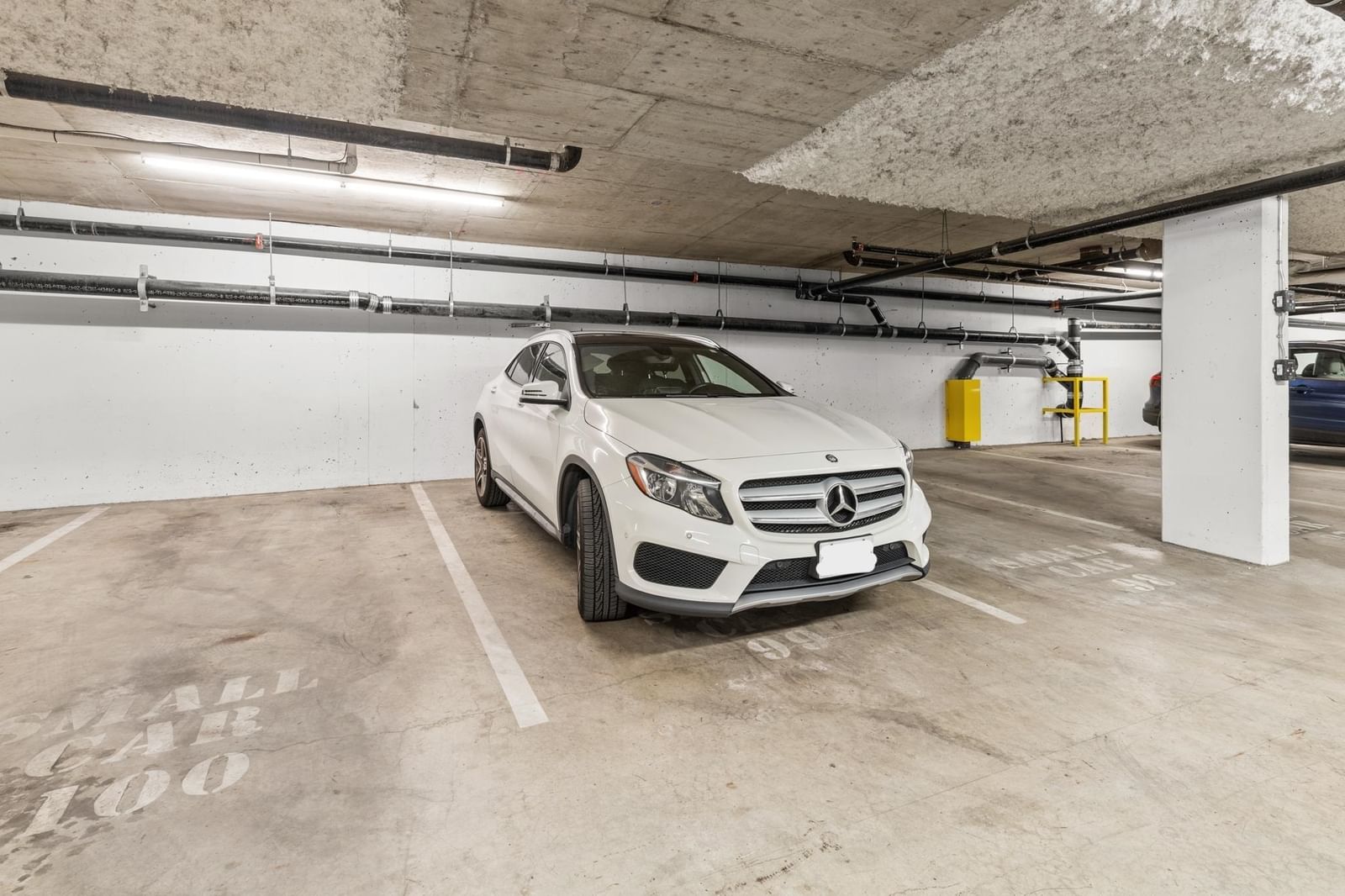 Listing Image 11