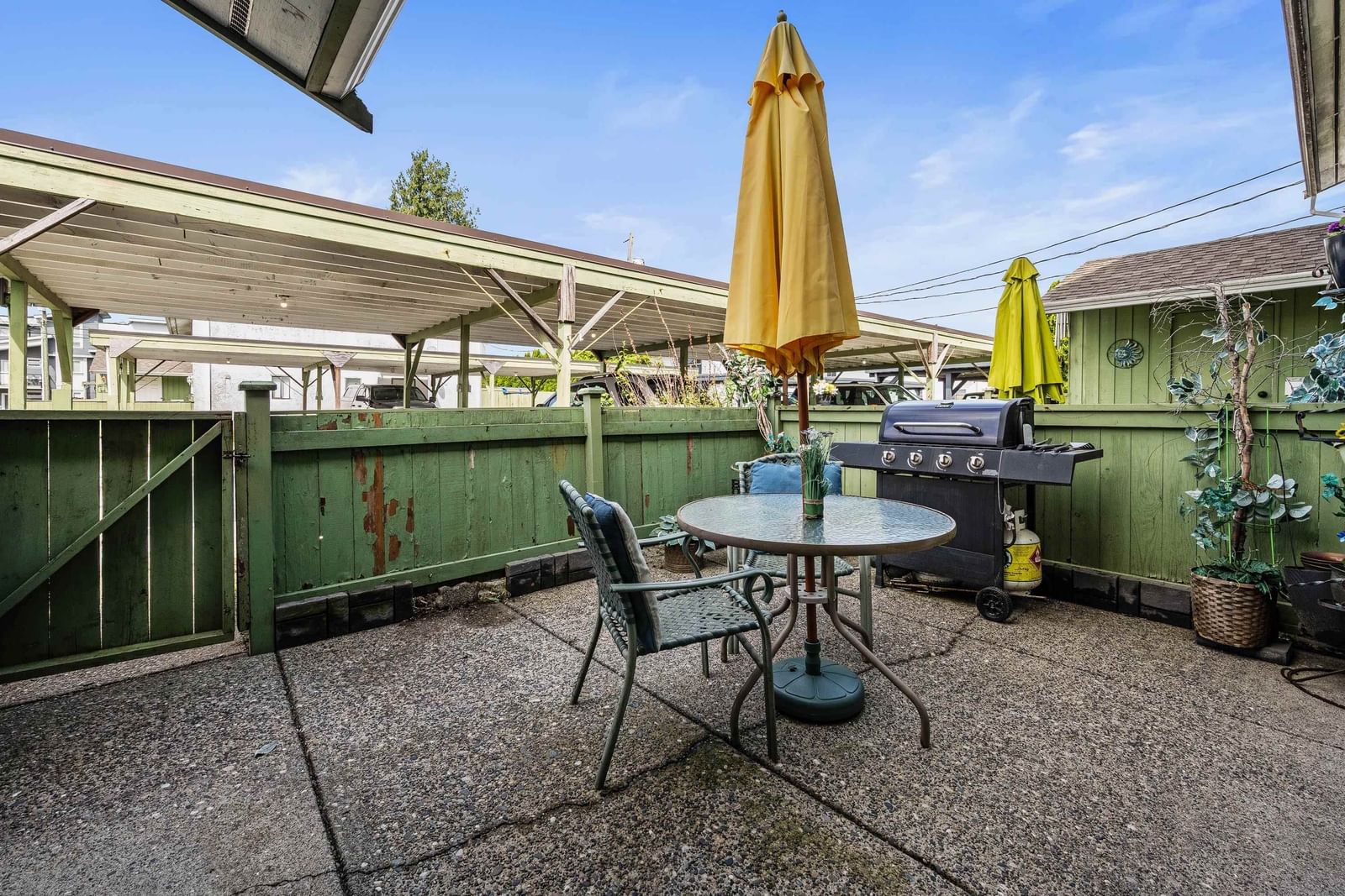Listing Image 10