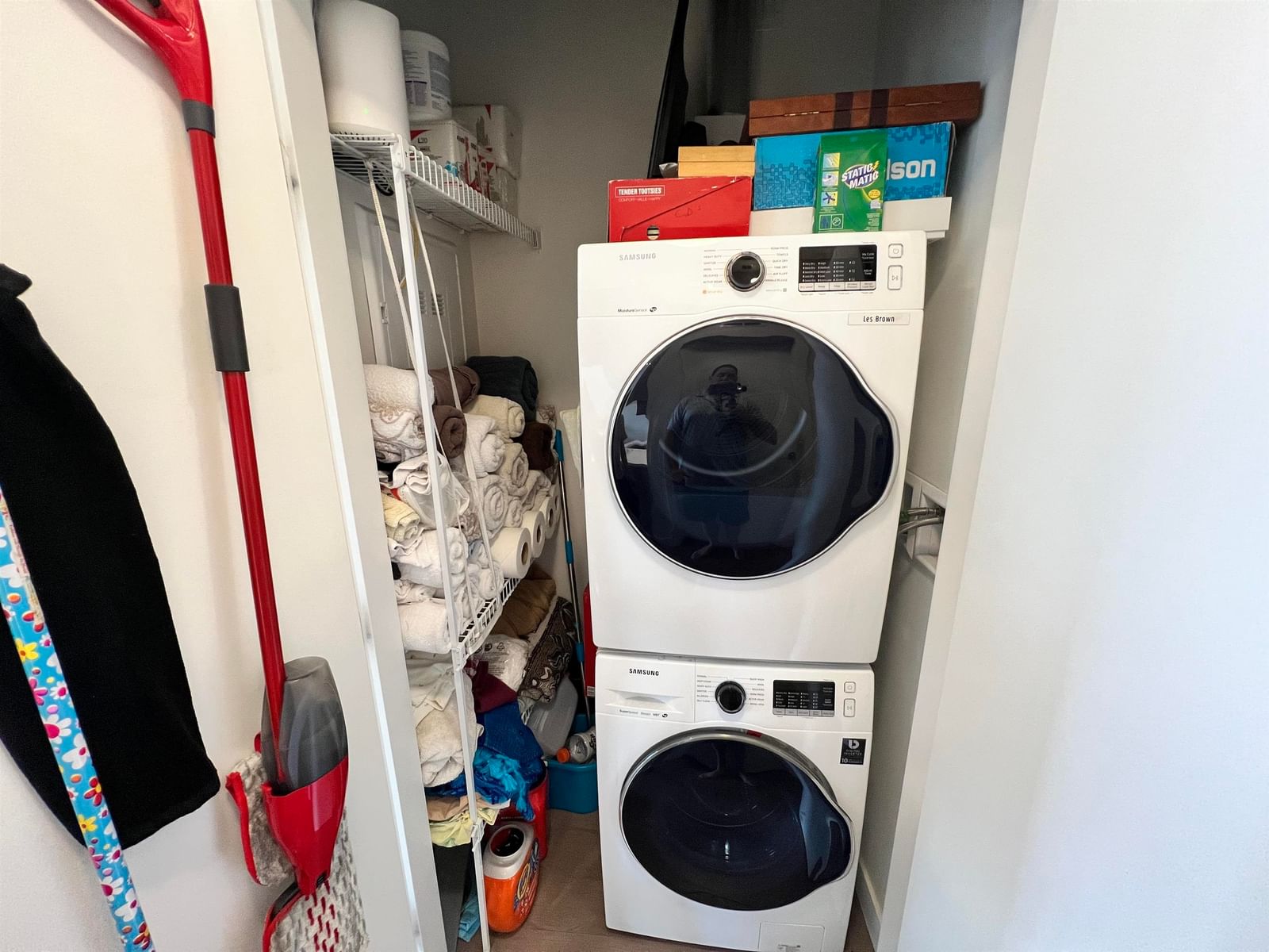 Listing Image 9