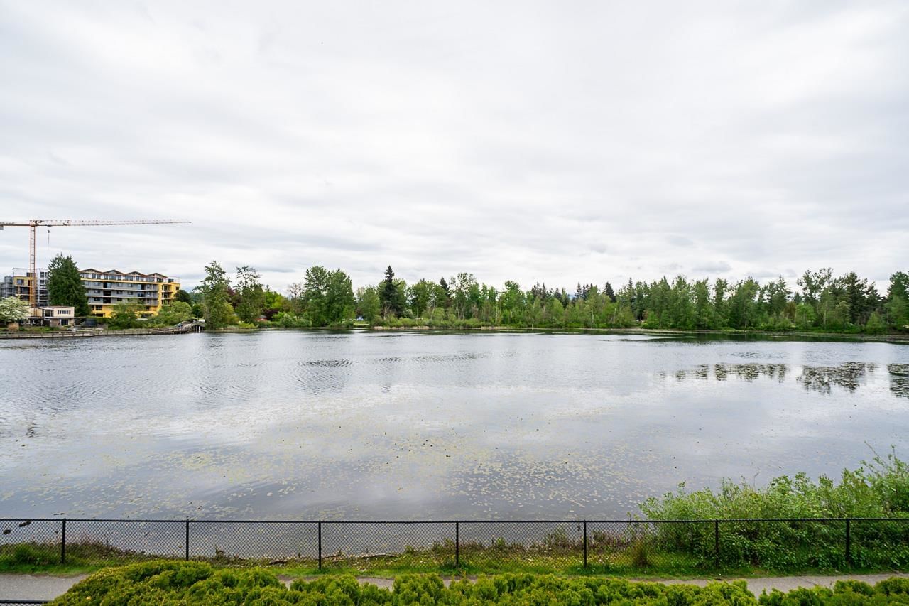 Listing Image 24